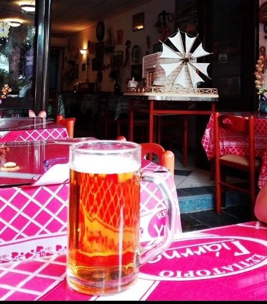 Greek taverna scene at Yiannis Home Cooking, Rhodes Old Town