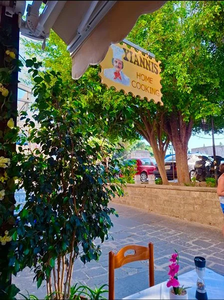 Greek taverna scene at Yiannis Home Cooking, Rhodes Old Town